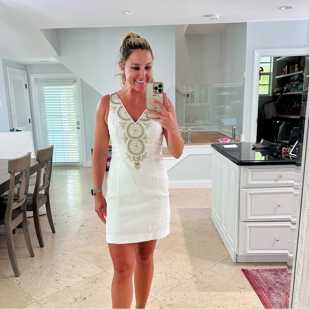 Lilly Pulitzer Gabby Shift Dress in Resort White w Gold embroidery sz 4-like new - Picture 16 of 16